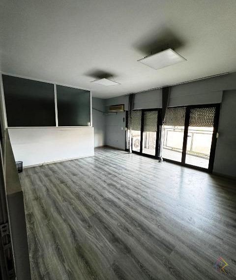 Zyre per qira ne bllok