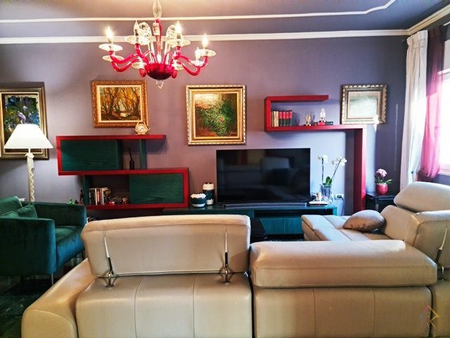 Apartament 3+1 prane Stadiumit Air Albania