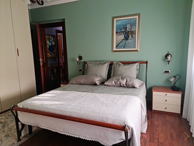 Apartament 3+1 prane Stadiumit Air Albania