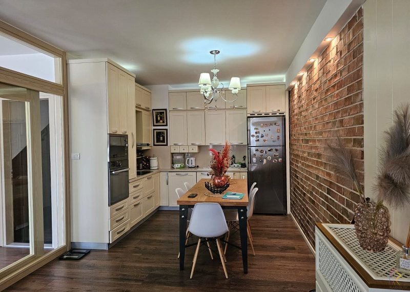 WhatsApp Image 2025-03-24 at 12.04.49 (2)