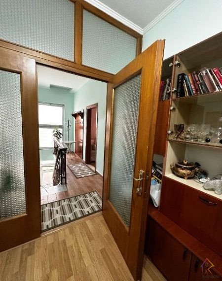 Kat vile per qira prane Brrylit