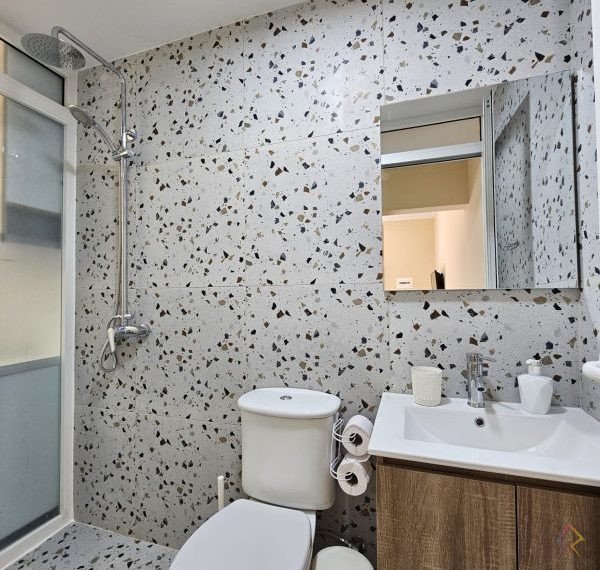 WhatsApp Image 2025-08-18 at 10.30.30 (3)