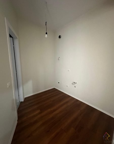 Shitet apartament 1+1 i vogel ne Astir