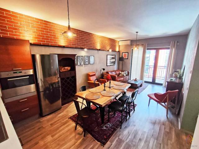 Shitet apartament i bukur ne Green City