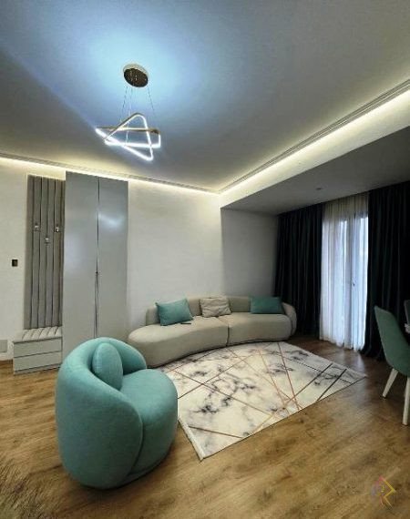 WhatsApp Image 2025-11-21 at 17.29.02 (1)