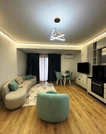 Shitet apartament i bukur prane QSUT