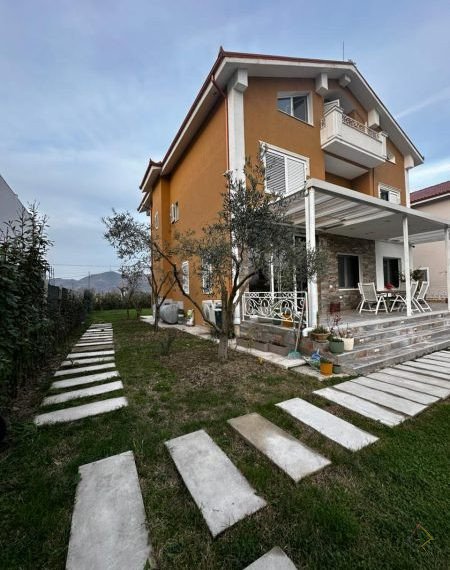 Shitet vile perfekte 15 min nga Tirana