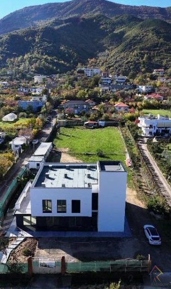 WhatsApp Image 2026-01-09 at 08.52.35