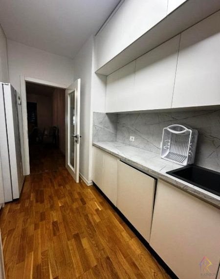 Apartament per qira ne ishbllok
