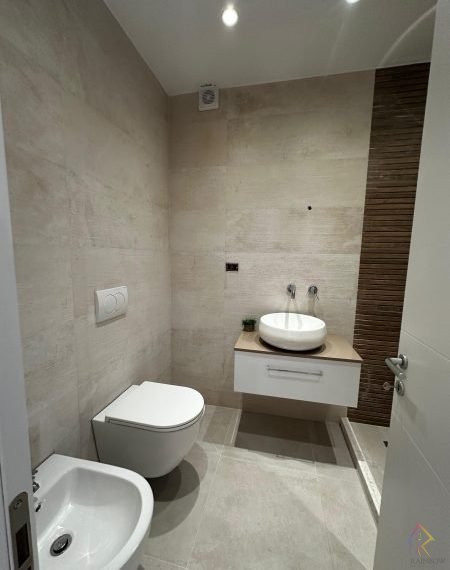 WhatsApp Image 2025-08-27 at 14.45.46 (1)